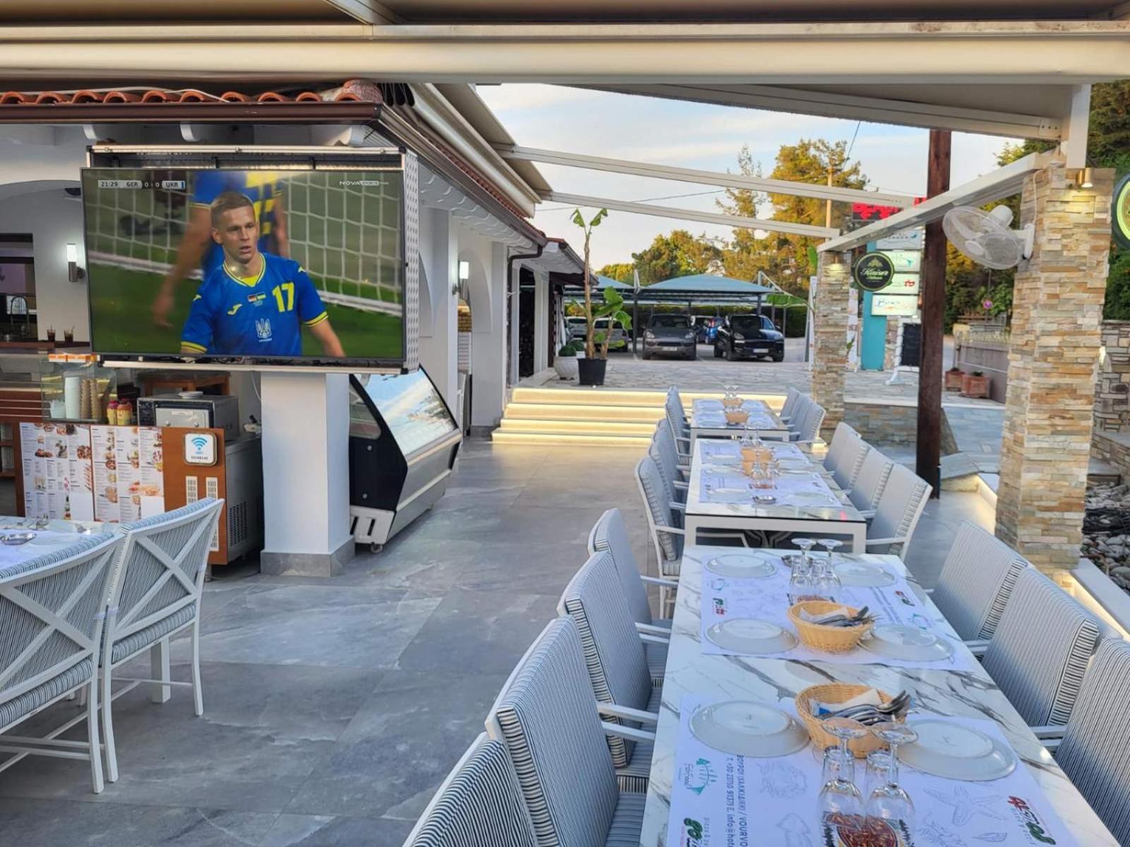 Vergos Hotel Вурвуру Экстерьер фото
