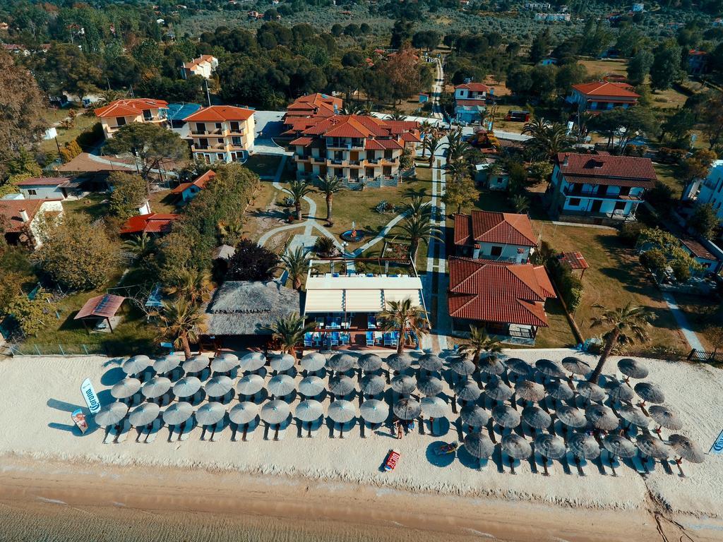 Vergos Hotel Вурвуру Экстерьер фото