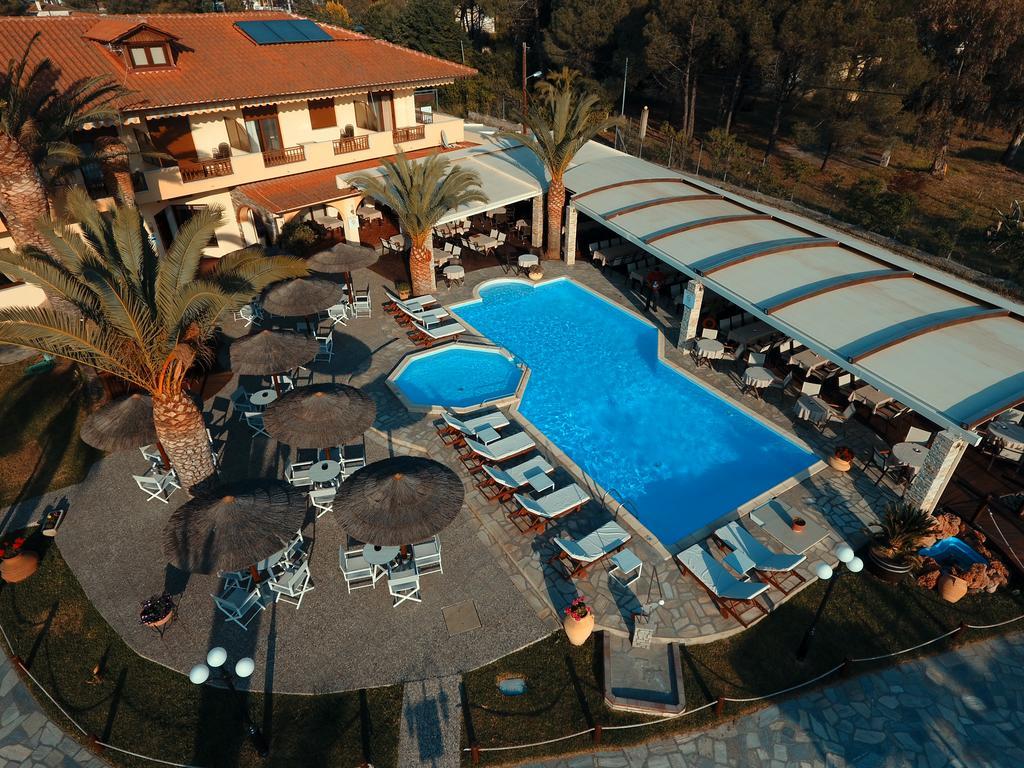 Vergos Hotel Вурвуру Экстерьер фото